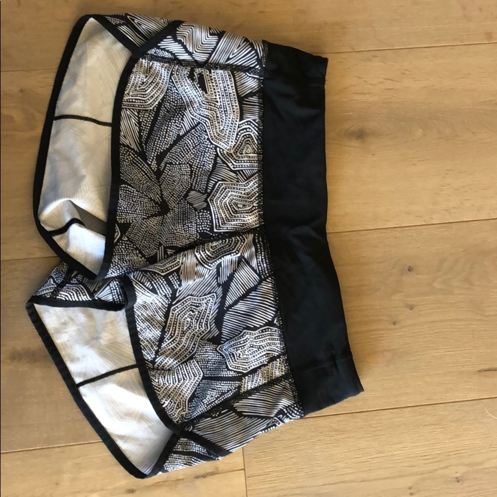 Lululemon speed-up shorts